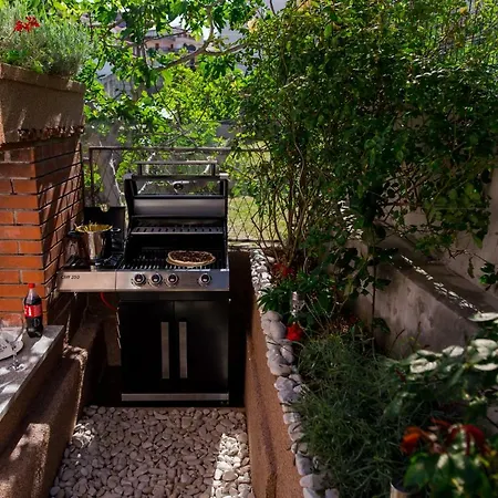 Zajc Appartamento Traù